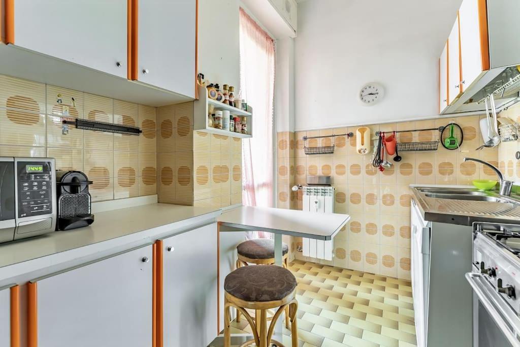 Appartamento Attico Montiglio - Panorama-Wifi Collebeato Esterno foto